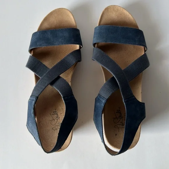 Life Stride Flex Soft System Sandals 7.5 M Denim blue suede 2.5” wedge heel - Picture 2 of 7